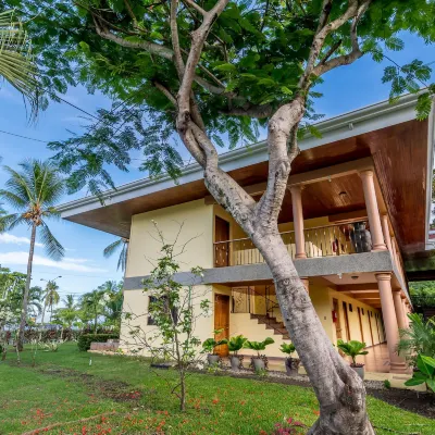 曼努埃爾安東尼奧酒店 鄰近埃斯帕迪亞海灘（Espadilla Beach）的酒店