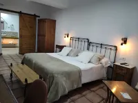 Casa Rural El Rincón de Monfragüe Hotels in Plasencia