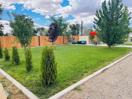 Blue Sage Inn & Suites Отели в г. Бландинг