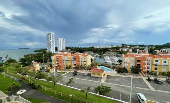608 Ocean & Marina Views 3 Bed 2 Bath