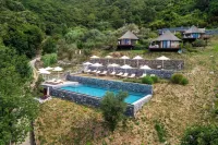 Sesta Terra Natural Resort - Pools