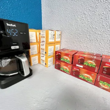 Hostel Acacias