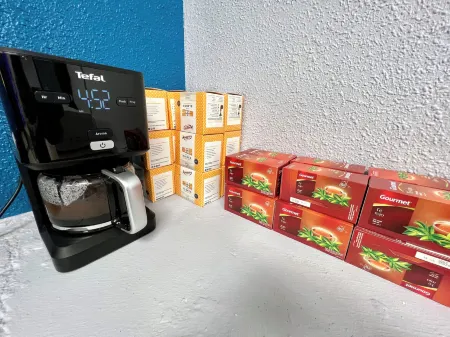 Hostel Acacias Отели рядом с достопримечательностью «Монастырь Энкарнасьон»