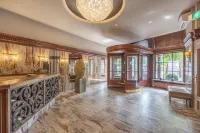 Boutique Hotel Corona