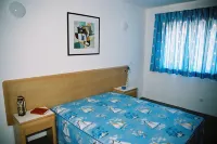 Quinta Das Figueirinhas & Quintinha Village Hotel di Porches