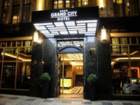 Hotel Grand City Wrocław Hotels near Entropia Gallery