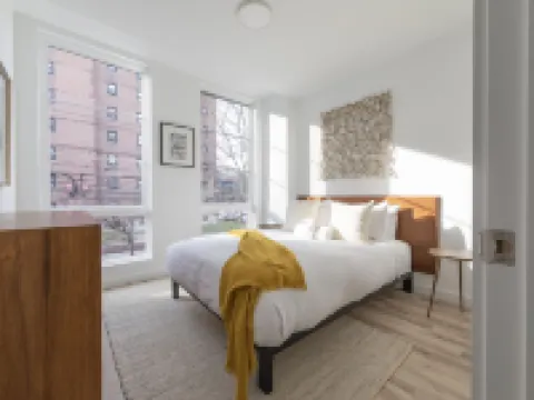 Stylish 3Br Retreat w Private Deck Near NYC Hotels in Hoboken