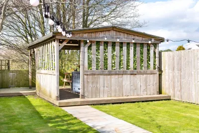 Stunning 1-Bed Cottage Near Carlisle with Hot Tub