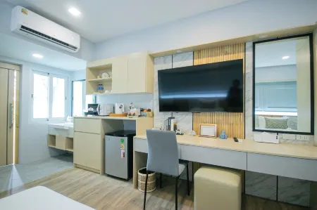 Wellness World Chiva 89 Отели рядом с достопримечательностью «Wat Suan Mokkh»