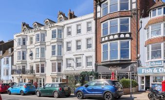 Host Stay Albert House