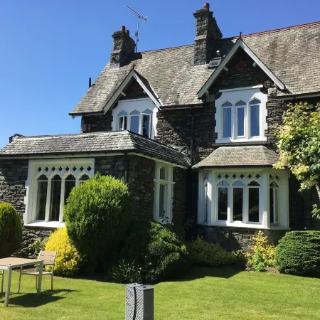 The Hideaway at Windermere (Adults Only)