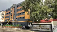 Sapran Deluxe Hotel