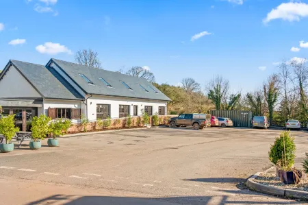 The Ley Arms Отели в г. Данчидеок