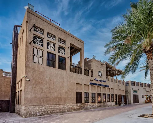 Arabian Boutique Hotel Hotel berhampiran Pelabuhan Rashid
