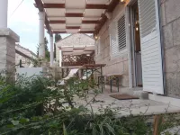 Apartment Plaza