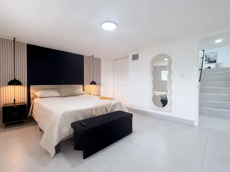 NEW Luxury 5BR Villa Private Pool BBQ Game Room