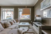 Huswell - Spacious Apartment Near the Beach in de Haan