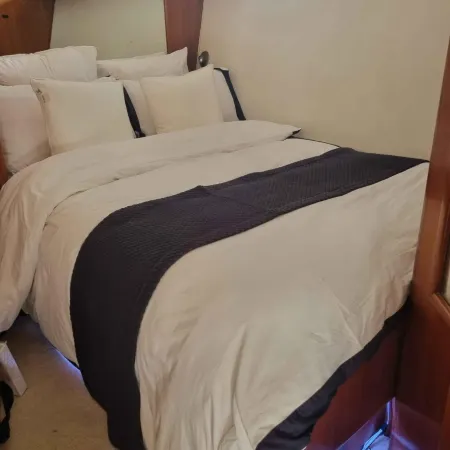 Live on a Luxury 65ft Yacht in Duquesa- Estapona