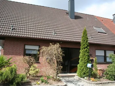 Messezimmer 4 u 2 Отели рядом с достопримечательностью «Neuer Zollhof»