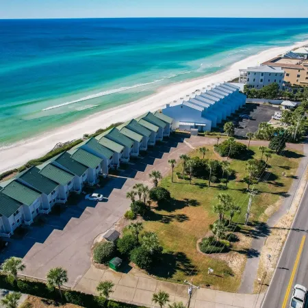 Seacrest - 6 - 2 Br Townhouse by RedAwning