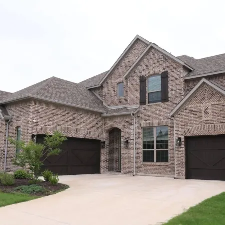 Spacious Home w Putting Green -for Extended Stays