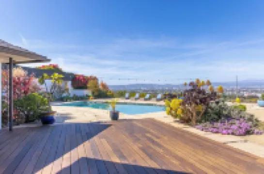 Casa Veronica by Oraklus