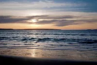 The Pelican - Stunning 3-bedroom Holiday Home in Langebaan - 4-Star