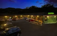 Hotel Rural "La Ruta de Cabrales" - parkir