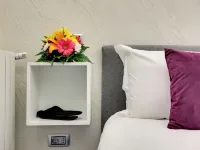 V Collection Rome Jubilee Guest House โรงแรมใกล้ถนน Via Margutta