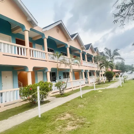 Tamboo Resort