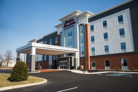Hampton Inn & Suites Warrington Horsham Отели в г. Дойлстаун