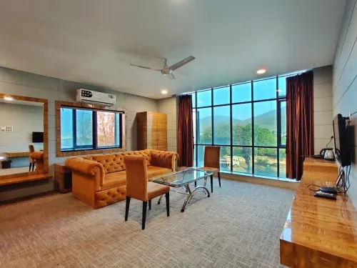 Hotel Prashant International Hotels in Gandhidham