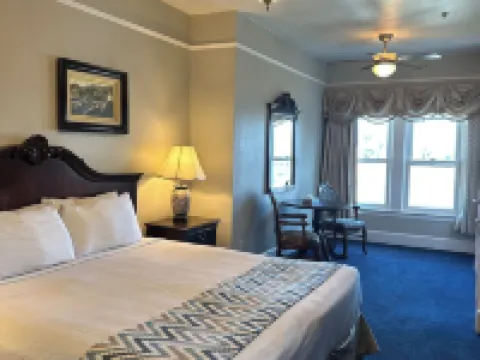 Studio 9 Catalina Hotels in Avalon