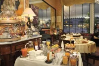 Hôtel de l'Abeille Hotels in Orleans