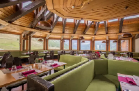 Blu Hotel Senales Zirm-Cristal