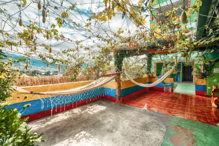 Green House Araque Inn Отели в г. Гонсалес Суарес