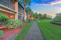 Alhambra Villas - parking