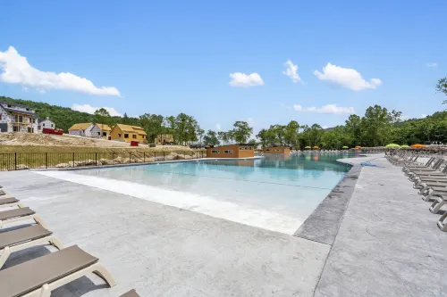 Private Hot Tub and Spacious Outdoor Deck - Inviting Getaway Hotels in Hollister