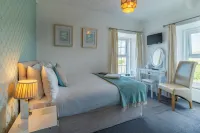 Rooms at the Highcliffe Hotels in Cardigan