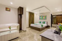 Treebo Iraa, 5 Minutes from Railway Station