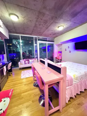 Pink Hello Kitty Studio In Midtown Atlanta!