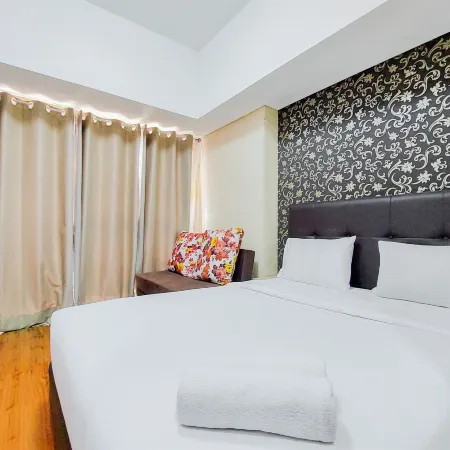 Comfortable and Simply Studio Room Casa de Parco Apartment