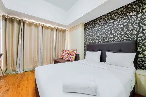 Comfortable and Simply Studio Room Casa de Parco Apartment - 2-Star