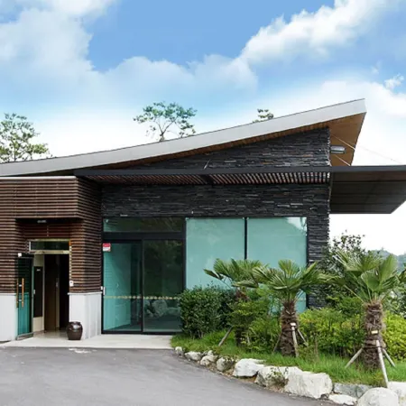Happiness CC Hotel