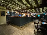 OYO The Greyhound Inn Hotels in Gerrards Cross