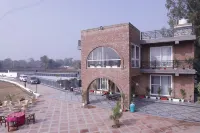 阿揚什度假村