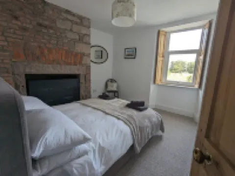 Coble Cottage. By the sea, family and dog friendly