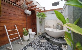 Innora Jungle Resort and Spa