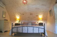 Idyllic Olive Mill with Heated Pool, in an Olive Grove, Close to Sea and Ostuni