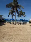 7 Mile Beach Hidden Gem!  20% Summer Specials!